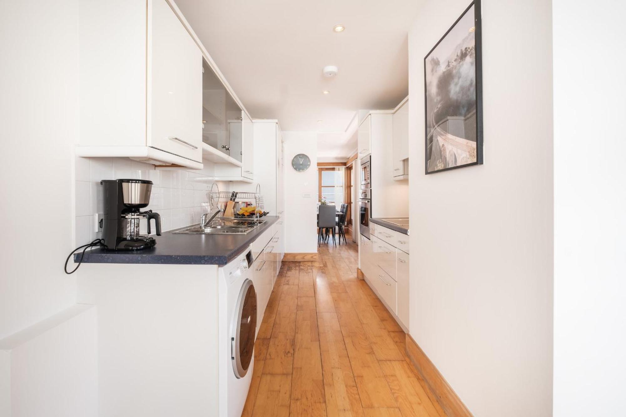 Bnbnova - 2br Penthouse With Terrace - Heart Of Holborn Apartment